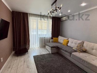 3-бөлмелі пәтер · 62.9 м² · 4/5 қабат, Камзина 12, бағасы: 20 млн ₸ в Аксу
