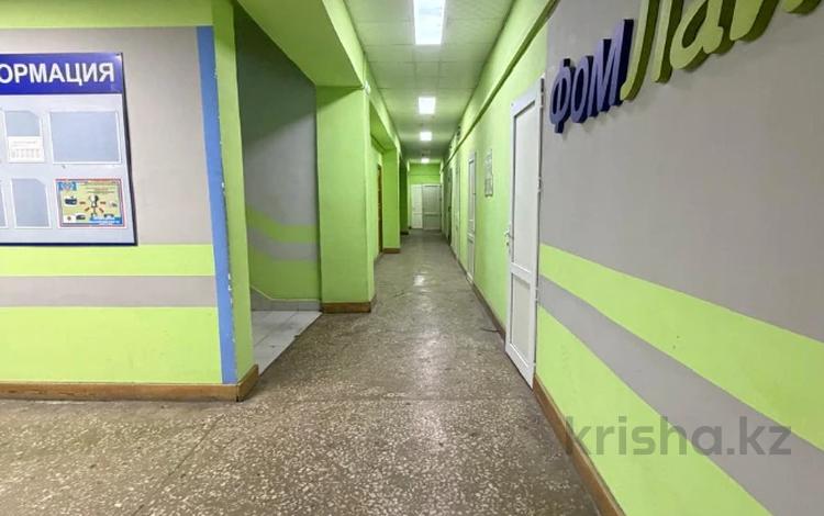 Кеңселер · 773 м², бағасы: ~ 2.7 млн ₸ в Семее — фото 13