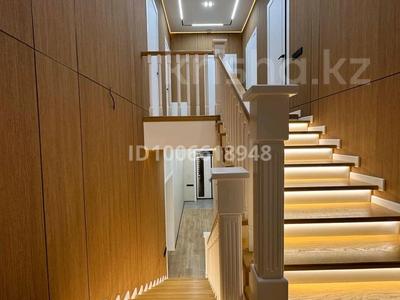 Отдельный дом · 6 комнат · 215 м² · 3.2 сот., Дуйсен Баянов — Атакент за 86.9 млн 〒 в Таразе