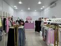 Бутик с действующим бизнесом женской одежды и обуви. · 72 м², бағасы: 12.5 млн ₸ в Актобе — фото 2