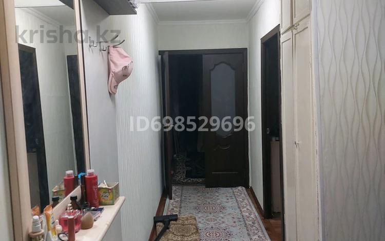 3-комнатная квартира · 56 м² · 4/5 этаж, Салтанат 21 — 30 школа за 16 млн ₸ в Таразе — фото 2