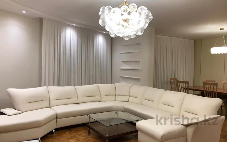 4-комнатная квартира · 220 м² · 8/9 этаж, Сатпаева 24 за 1 млн ₸ в Алматы, Бостандыкский р-н — фото 2