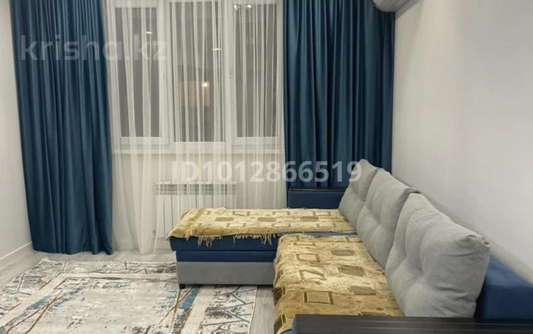 2-комнатная квартира · 56 м² · 2/5 этаж, мкр Думан-1, Халиуллина 168 за 250 000 ₸ в Алматы, Медеуский р-н — фото 2