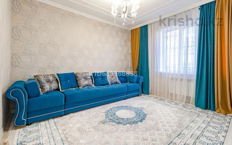 1-комнатная квартира, 54 м², 1/23 этаж, Кошкарбаева 23/1