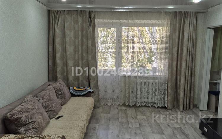 3-комнатная квартира · 53 м² · 4/5 этаж, Комарова 6/2 — Рядом оптовка, школа #9 за 7.5 млн 〒 в Алтае — фото 2