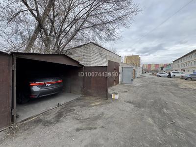 Гараж · 20 м² · 18 — Находится по улице Герцена рядом бывши магазин гамма, бағасы: 450 000 〒 в Семее