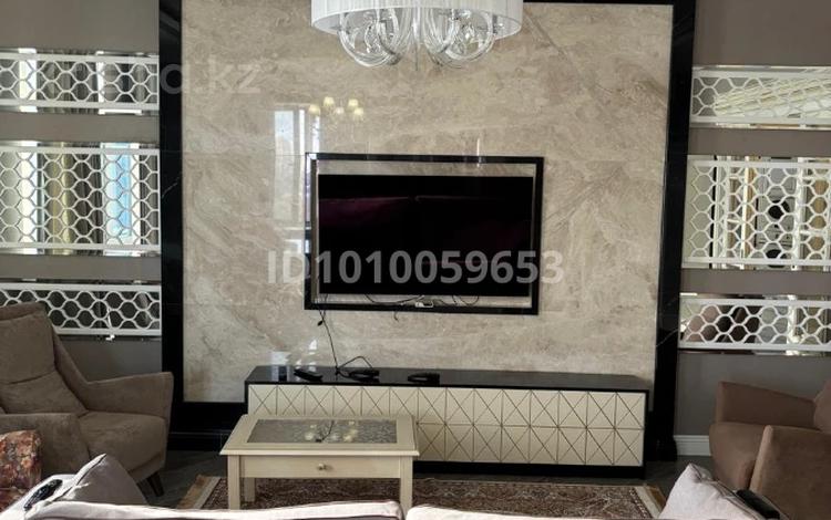3-бөлмелі пәтер · 135 м² · 4/5 қабат, Кабанбай батыра 7, бағасы: 900 000 ₸ в Астане, Алматы р-н — фото 12