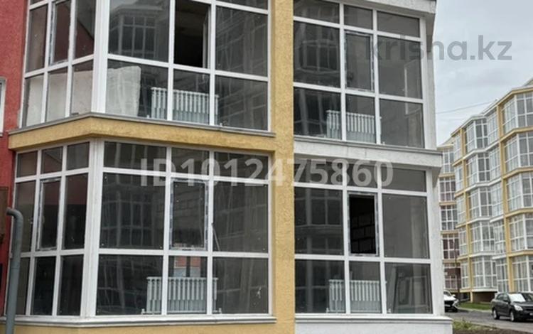 3-бөлмелі пәтер · 84 м² · 1/5 қабат, Абылай хана 2/5, бағасы: 31 млн ₸ в Каскелене — фото 2