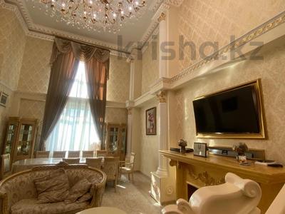 6-комнатная квартира · 250 м² · 11/12 этаж, Назарбаева 223 за 2 млн 〒 в Алматы, Медеуский р-н