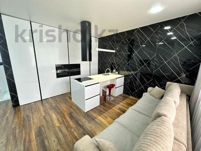 3-комнатная квартира · 82 м² · 5/5 этаж, Увалиева 11 за 55 млн 〒 в Усть-Каменогорске