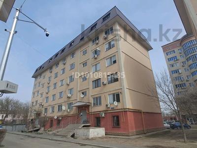 1-бөлмелі пәтер · 48.7 м² · 6/6 қабат, Исенова 83, бағасы: 18 млн ₸ в Атырау