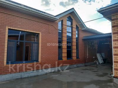 Жеке үй · 5 бөлме · 260 м² · 6 жүзд., Жургенова 38 — Толеби, бағасы: 85 млн ₸ в 