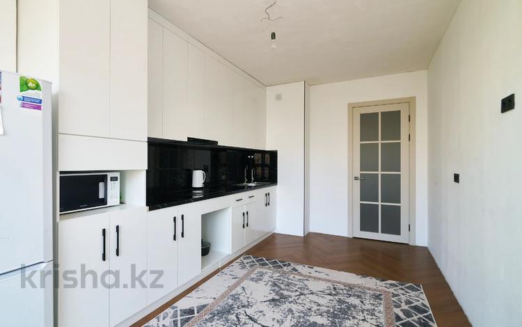 3-комнатная квартира · 84 м² · 6/9 этаж, Нажимеденова 27 — A-52 за 48.8 млн ₸ в Астане, Сарайшык р-н — фото 32