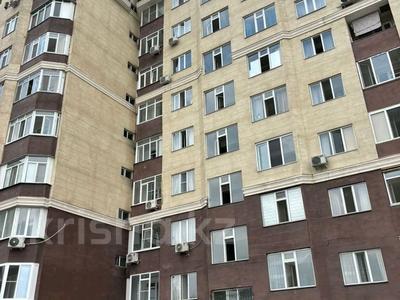 1-комнатная квартира · 50 м² · 1/10 этаж, 12-й мкрн 26 за 42 млн 〒 в Алматы, Ауэзовский р-н