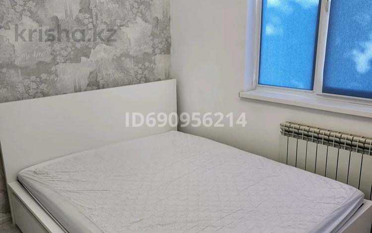 2-бөлмелі пәтер · 58 м² · 8/9 қабат, 5 микр 22, бағасы: 180 000 ₸ в Аксае — фото 2
