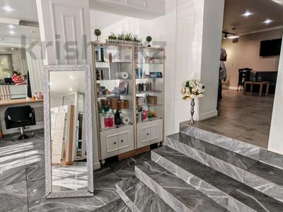 Офисы, салоны красоты, медцентры и аптеки, образование, развлечения · 100 м² за 50 млн 〒 в Павлодаре