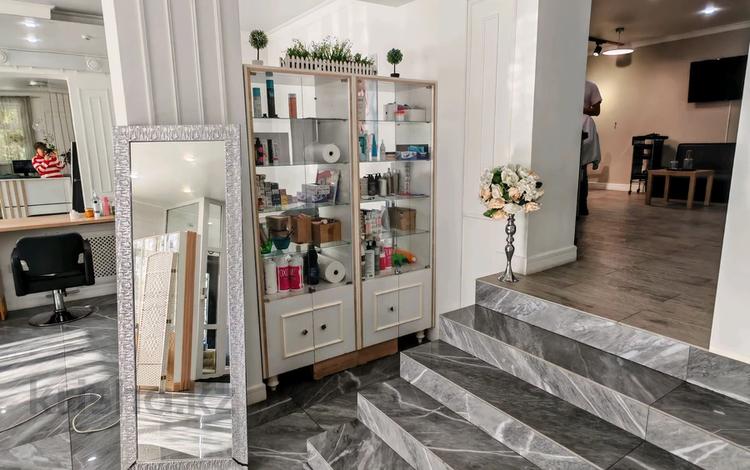 Офисы, салоны красоты, медцентры и аптеки, образование, развлечения · 100 м² за 48 млн 〒 в Павлодаре — фото 2