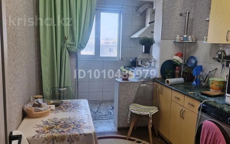 3-комнатная квартира · 57 м² · 5/5 этаж, 13-й микрорайон, 13-й микрорайон 200 — Напротив кафе Прага9 за 18.5 млн ₸ в Шымкенте, Енбекшинский р-н — фото 2