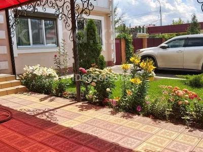 Отдельный дом · 6 комнат · 180 м² · 6 сот., Коктем 2 — Гостиница Карачаганак за 65 млн 〒 в Аксае