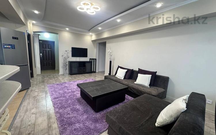 3-комнатная квартира, 80 м², 13/16 этаж помесячно, Байсеитовой 49 — Сатпаева