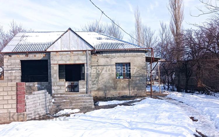 Отдельный дом • 6 комнат • 96.1 м² • 8 сот., Кыдыров 35а — Нет за 13 млн 〒 в Аксукенте — фото 2