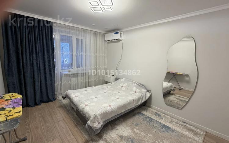 3-бөлмелі пәтер · 64 м² · 2/5 қабат, Телецентр 2 — Пр жамбыла, бағасы: 18 млн ₸ в Таразе — фото 2