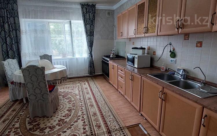 Отдельный дом · 3 комнаты · 103 м² · 12 сот., Ул.Мира 2б за 25 млн ₸ в Актобе, жилой массив Ясное — фото 2