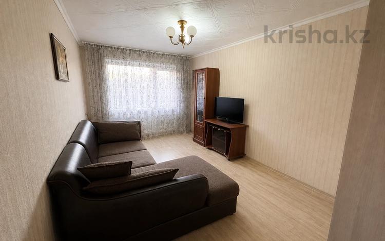 2-комнатная квартира · 46 м² · 3/5 этаж, Майкудук, 14й микрорайон за 12 млн ₸ в Караганде, Алихана Бокейханова р-н — фото 2