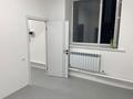 Офисы, салоны красоты, образование, кабинеты и рабочие места · 42 м² за 400 000 ₸ в Астане, Сарайшык р-н — фото 10