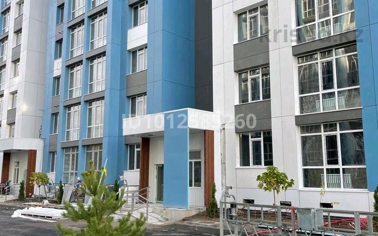 2-комнатная квартира · 71.2 м² · 1/9 этаж, мкр Кокжиек, Жолымбет 42/5 за 35.5 млн ₸ в Алматы, Жетысуский р-н — фото 2