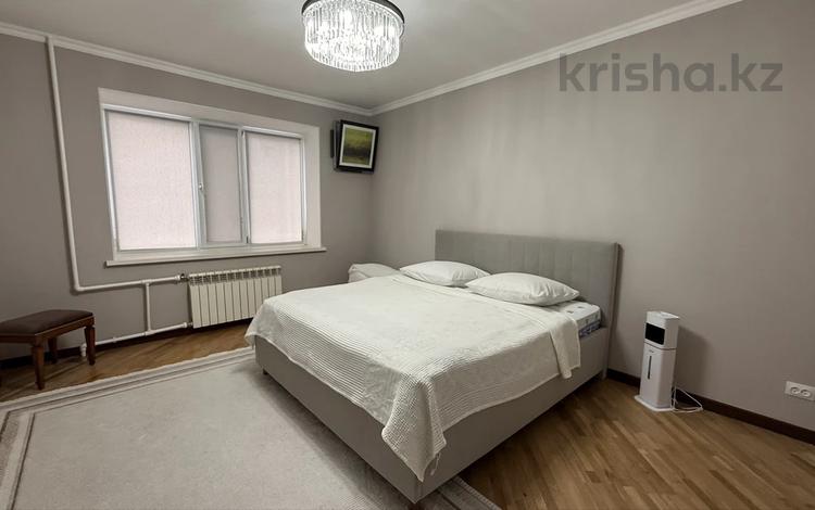 5-комнатная квартира · 140.6 м² · 3/5 этаж, молдагуловой 36бк1 — гипермаркет Дина за 58.9 млн ₸ в Актобе — фото 3