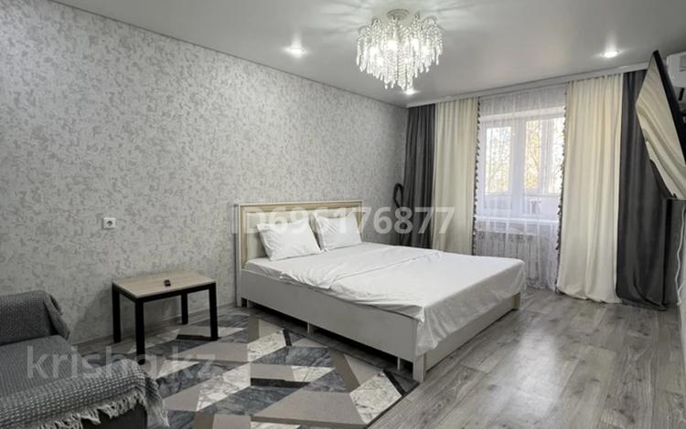 1-комнатная квартира · 36 м² · 2/5 этаж, Анатолия Скоробогатова 67 — проспект Абая Центральная Мечеть за 12 000 ₸ в Уральске — фото 22