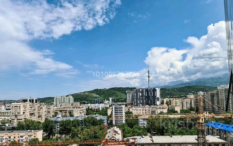 2-комнатная квартира · 64 м² · 30/33 этаж, Аль Фараби 9 — Фурманова за 595 000 ₸ в Алматы, Бостандыкский р-н — фото 13