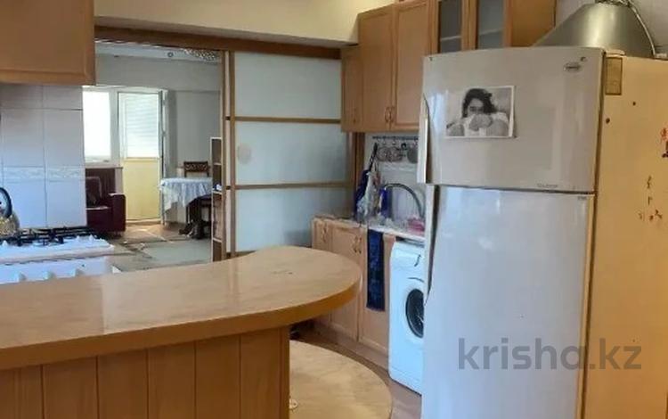 4-комнатная квартира · 109 м² · 5/8 этаж, мкр Самал-1 за 105 млн ₸ в Алматы, Медеуский р-н — фото 4