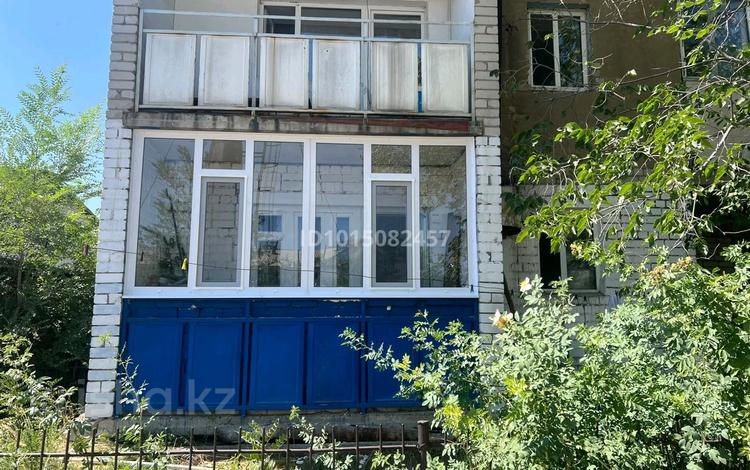 2-комнатная квартира · 56 м² · 1/2 этаж, 2 микрарайон 32 за 6.5 млн ₸ в Семее — фото 2