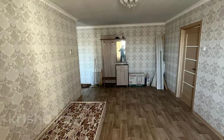 3-комнатная квартира · 60 м² · 5/5 этаж, Камзина 17 за 9.5 млн ₸ в Аксу — фото 31