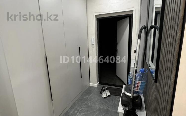 2-бөлмелі пәтер · 53 м² · 8/9 қабат, СТ Монтажник, Райымбек батыра 161Б, бағасы: 47 млн ₸ в  — фото 2