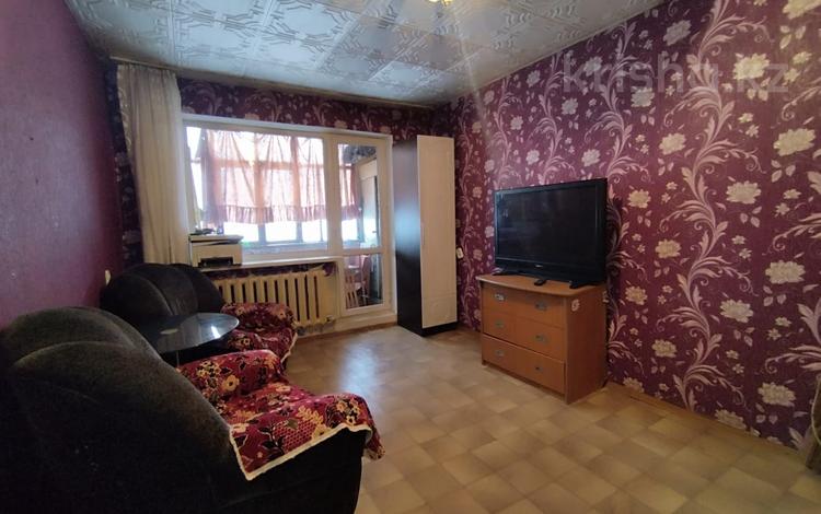 2-комнатная квартира, 48 м², 2/5 этаж, Абая за 9.5 млн 〒 в Темиртау — фото 2