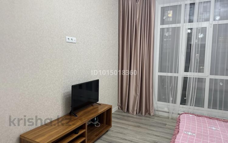 1-комнатная квартира · 39 м² · 6/9 этаж, Калдаякова за 250 000 ₸ в Астане, Сарайшык р-н — фото 2