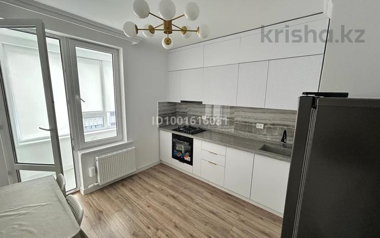 1-комнатная квартира · 50 м² · 7/9 этаж, Абулхаир хана за 270 000 ₸ в Атырау — фото 2