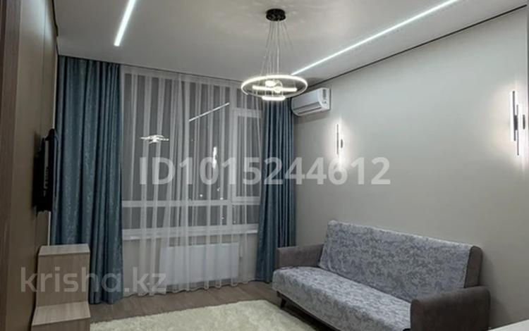 1-комнатная квартира · 39 м² · 6/9 этаж, Туран 57/7 за 300 000 ₸ в Астане, Нура р-н — фото 15
