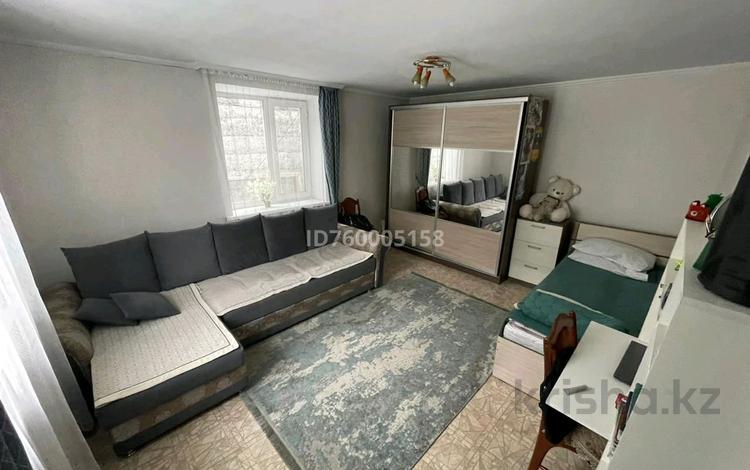 Часть дома · 3 комнаты · 80 м² · 5 сот., Мичурина 83 за 16 млн 〒 в Семее, Красный Кордон — фото 2