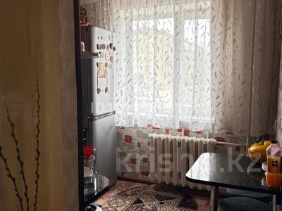 2-комнатная квартира · 44 м² · 1/5 этаж, 4 микрорайон 17 за 4.5 млн ₸ в Житикаре