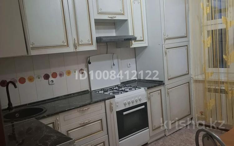 2-бөлмелі пәтер · 68 м² · 8/9 қабат, Нур Актобе, Нур Актобе 2микр 15в, бағасы: 100 000 ₸ — фото 2