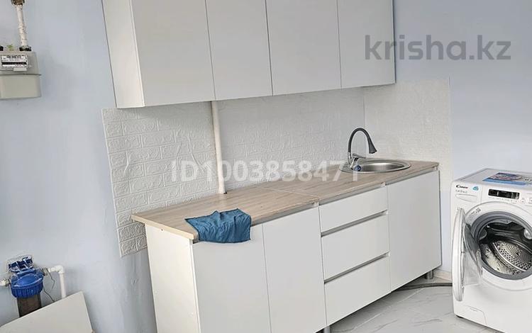 4-комнатная квартира · 70 м² · 2/5 этаж, 1 мкр 24 за 130 000 ₸ в Кульсары — фото 2
