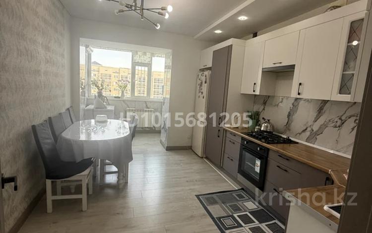 3-комнатная квартира · 125 м² · 4/5 этаж, мкр. Алтын орда — Ледовая Арена за 42 млн ₸ в Актобе — фото 2