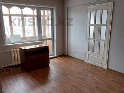 2-комнатная квартира, 45 м², 2/5 этаж, ул. Казахстан 95 за 14.5 млн 〒 в Усть-Каменогорске