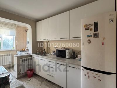 2-бөлмелі пәтер · 53.1 м² · 5/5 қабат, 12-й микрорайон, 12-й микрорайон валиханова 225, бағасы: 18.8 млн ₸ в Шымкенте, Енбекшинский р-н