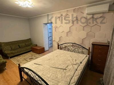 1-комнатная квартира · 35 м² · 3/4 этаж, Наурызбай батыра 115 — Абая за 260 000 ₸ в Алматы, Алмалинский р-н
