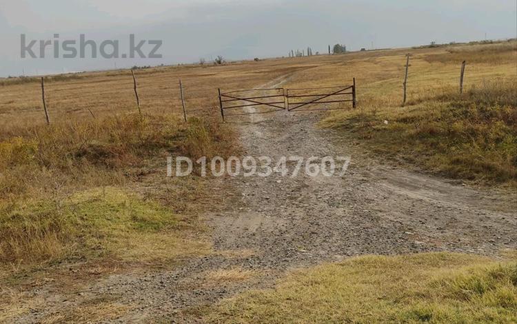 Участок · 69 га, Акшинский сельский округ Жарсу — Ниже п. Казатком за 120 млн 〒 в Байдибек би — фото 2